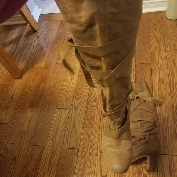 Tan Real Leather boots - Picture 2 of 3
